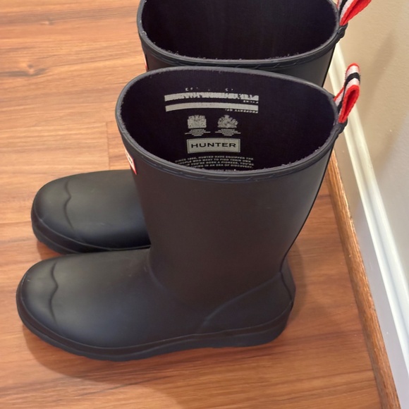 Hunter Rain Boots Navy Blue - Picture 2 of 6